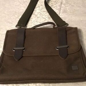 Knomo  London Briefcase
Messenger bag